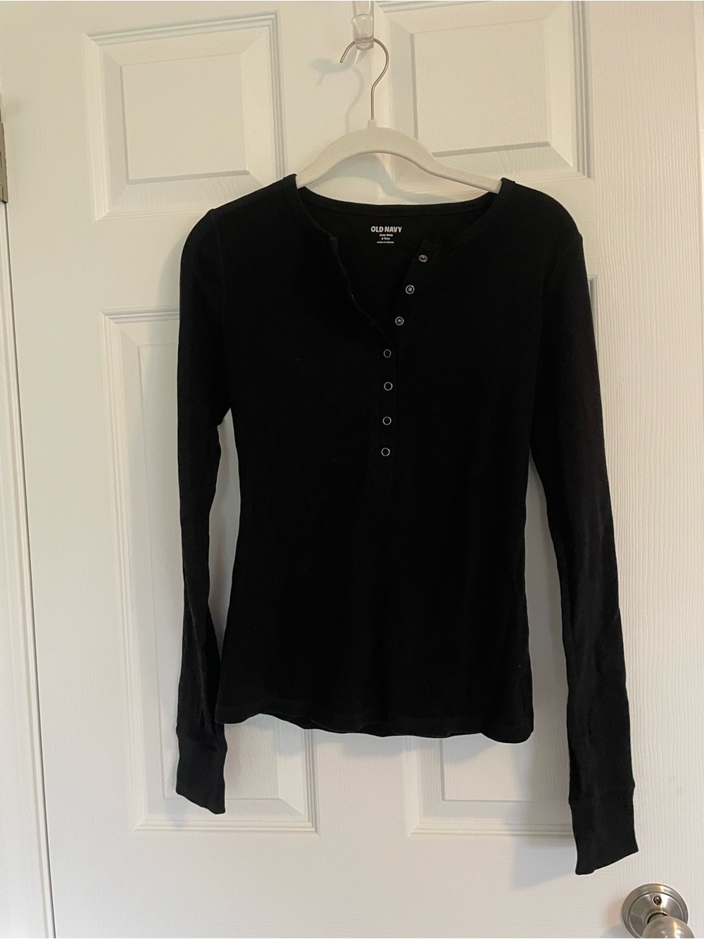 Old Navy Black Long Sleeve Henley Shirt